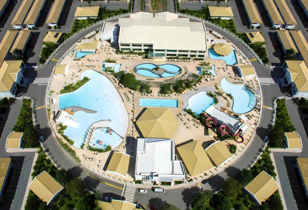 L'Acqua Diroma Oficial - Parque Com Piscina De Ondas Exclusiva Caldas Novas Exterior photo